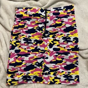 Fashion Nova camo skirt